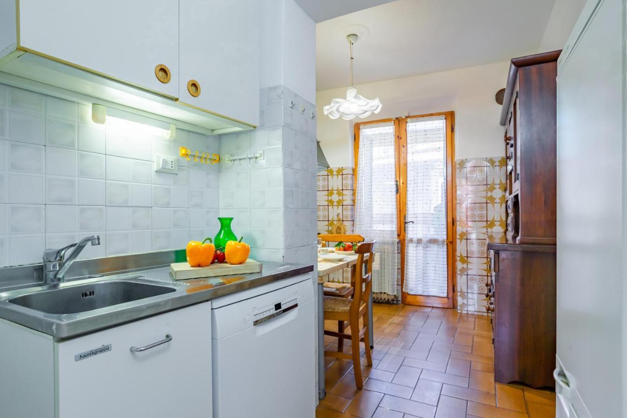 Pisa Airport Comfy Apartment - Private Parking Exteriér fotografie